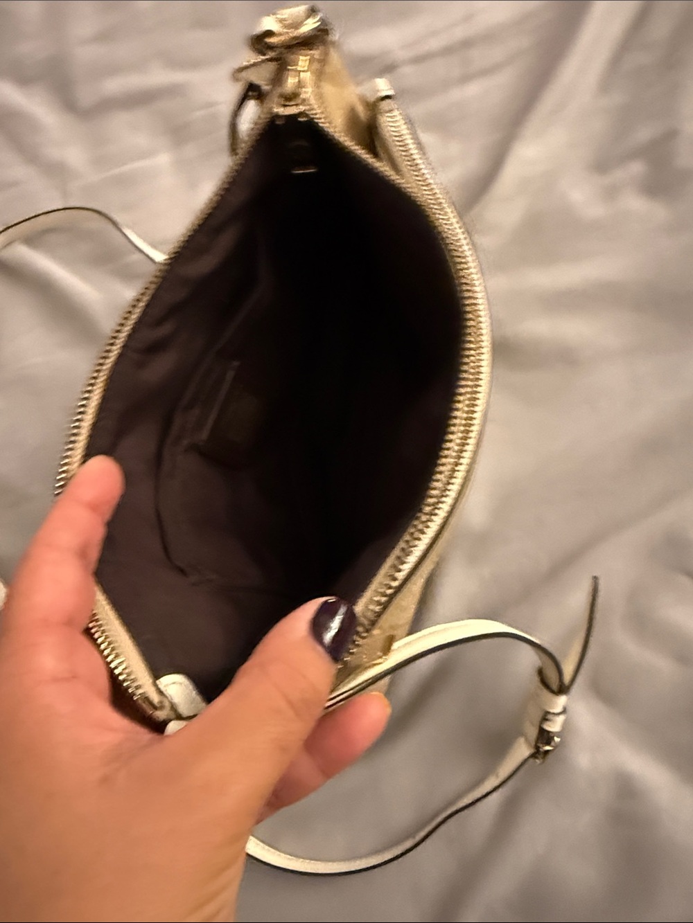 Coach Tan Signature Crossbody with Cream Trim - Picture 6 of 7